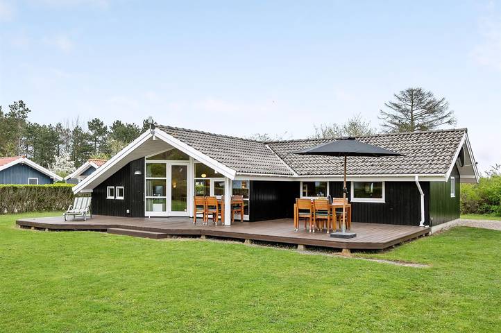 Ferienhaus für 8 Personen, mit Terrasse und Whirlpool sowie Garten und Sauna - 1