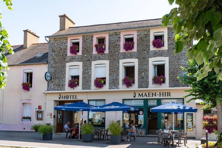 Hôtel pour 4 personnes, avec Terrasse dans Gare De Dol De Bretagne