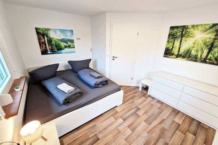 Ganze Wohnung, Traumdomizil zum Wohlfühlen mit Sonnenbalkon nur 5 min vom Europa-Park in Europa-Park, Rheinhausen