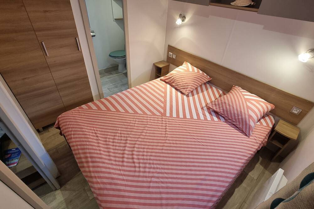 Magnifique mobil home sur la Presqu'île du Cap Ferret Camping 4🌟 les Viviers in Lège-Cap-Ferret, Région d'Arcachon