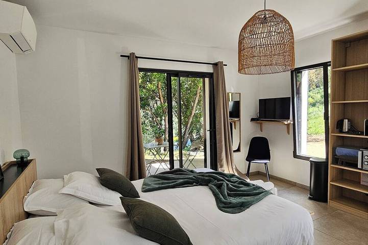 Gîte pour 2 personnes, avec jardin et piscine à Olmiccia - 3