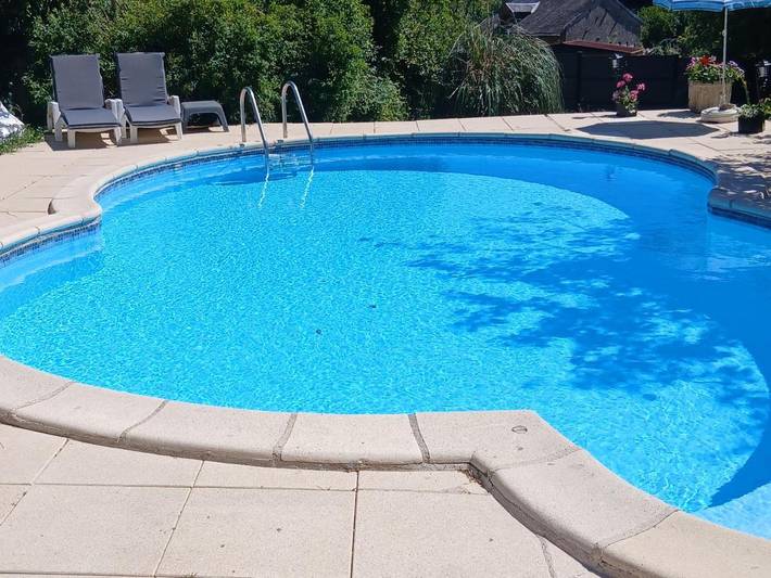 Location de vacances pour 2 personnes, avec piscine et jardin à Magnac-Laval - 2
