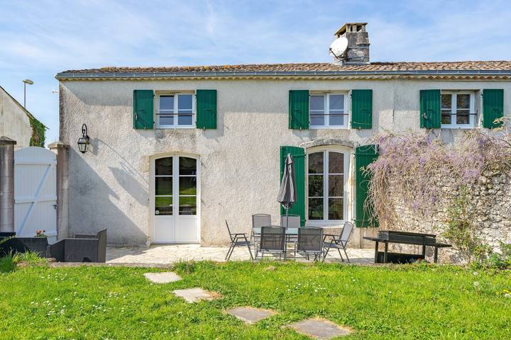 Holiday home for 7 people, with garden, child-friendly - 1