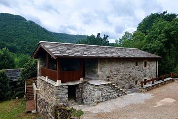 Cabaña De Madera para 5 Personas en Vega de Pas, Montañas de Burgos, Foto 2