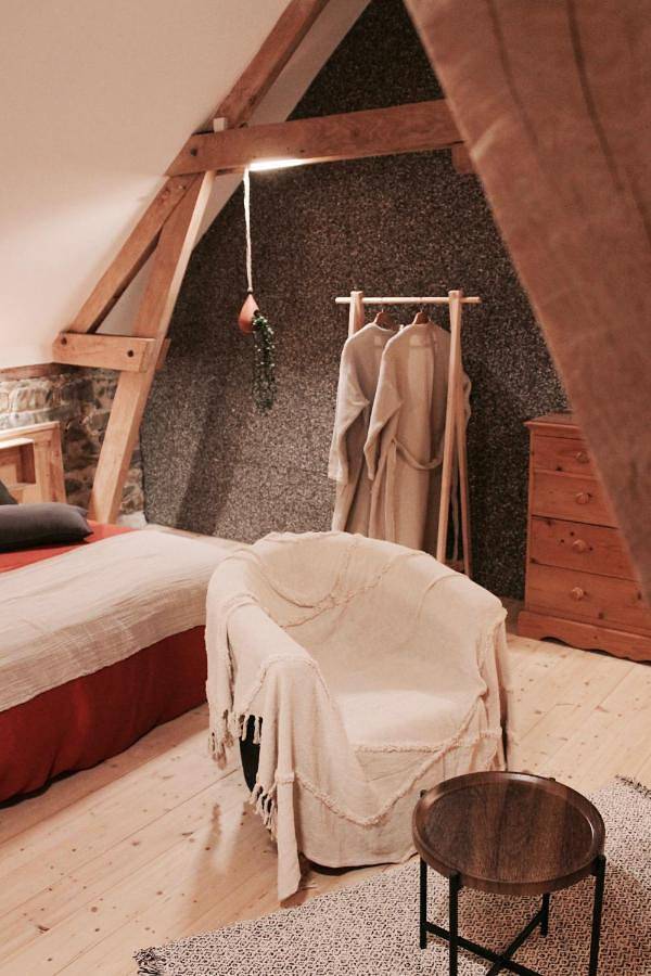 Gîte pour 2 personnes, avec terrasse et vue à Villedieu-les-Poêles - 2