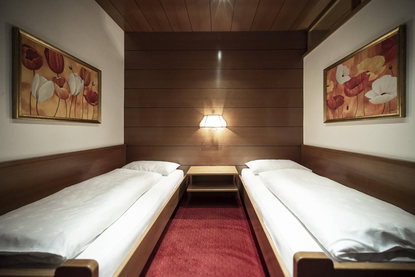 Entire apartment, Villa Stella Apartment N 41 near the ski lift with mountain view and Wi-Fi in Ortisei, Dolomiti Superski