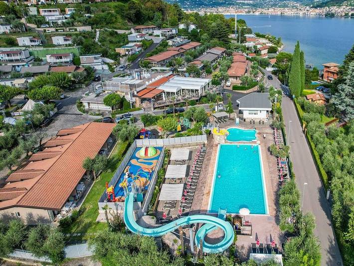 Camping voor 6 personen, met kinderzwembad in San Felice del Benaco