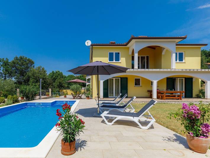 Casa de vacaciones para 6 personas, con terraza y jardín - 1