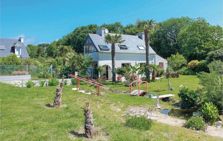 Location de vacances pour 4 personnes, avec terrasse et jardin à Bénodet - 4