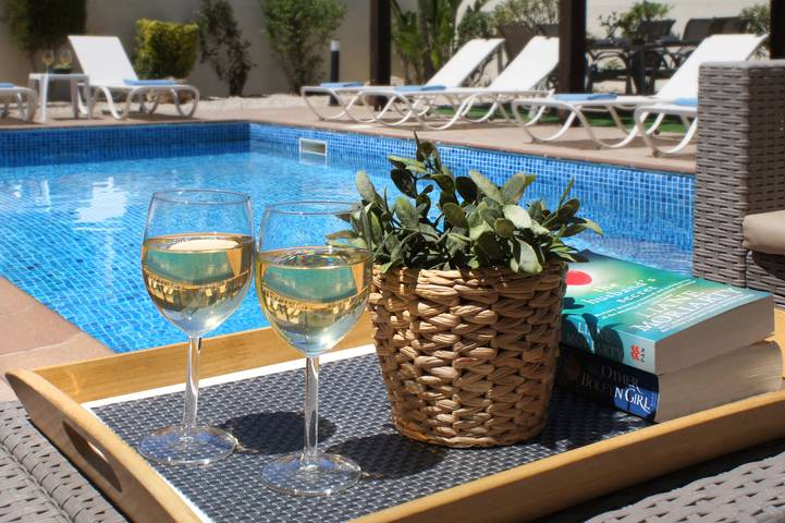 Villa für 8 Personen, mit Pool und Balkon sowie Garten in Ayia Napa - 4