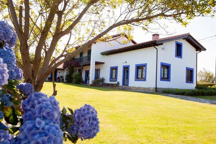 Casa rural para 8 personas, con vistas y jardín en Villaviciosa  - 2