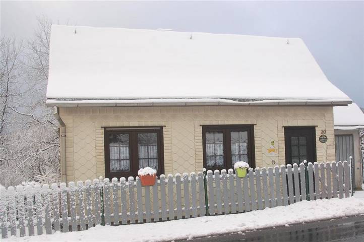 Ferienhaus für 3 Personen, mit Ausblick und Garten, mit Haustier in Neuhaus am Rennweg - 4