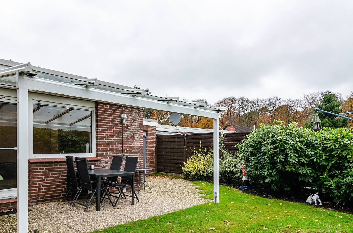 Bungalow 'Perle Von Berumbur' mit privater Terrasse, privatem Garten und Wi-Fi in Berumbur, Norden und Umgebung