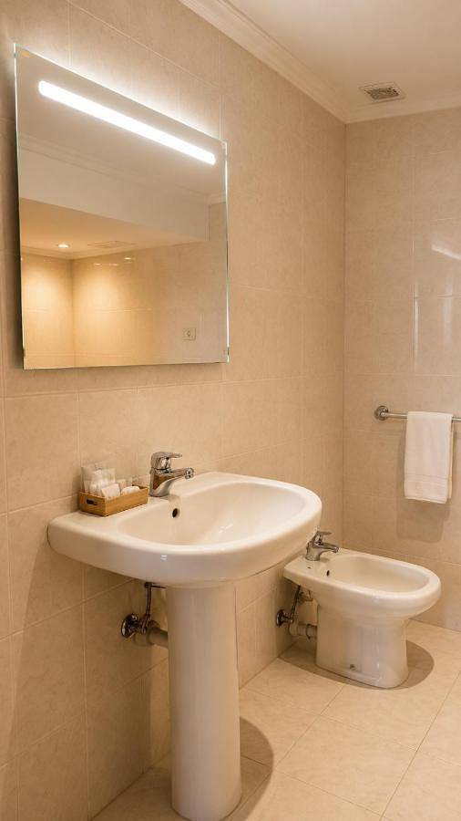 Room for 2 people, with garden and view as well as terrace - 1