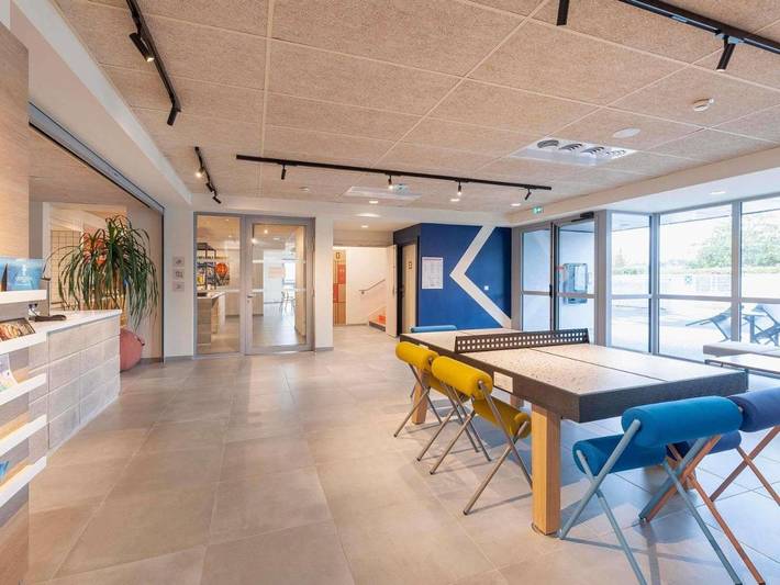 Hôtel pour 4 personnes, avec terrasse et vue