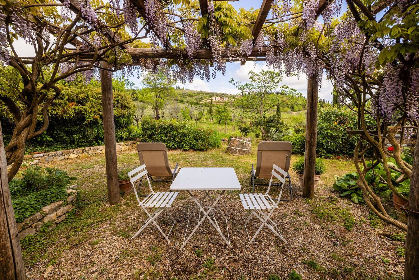 Ganze Wohnung, Ferienwohnung 'Vallone Di Cecione Parata' mit privatem Garten und Wi-Fi in Chianti