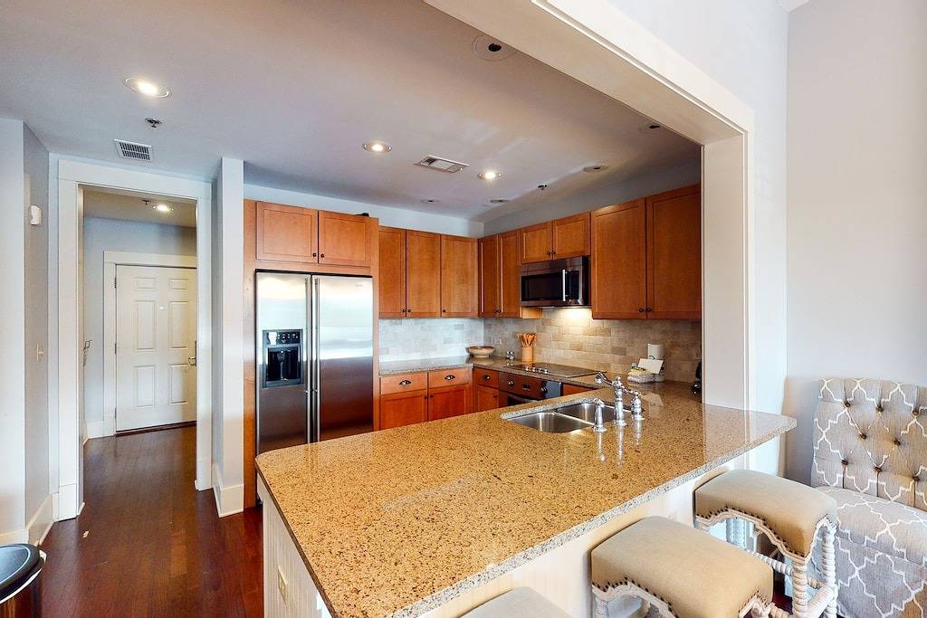 Vacation Apartment for 2 Guests in Blue Mountain Beach, Emerald Coast