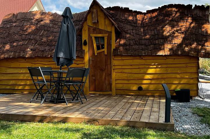Gîte pour 4 personnes, avec Jacuzzi ainsi que Jardin et Piscine à Loray