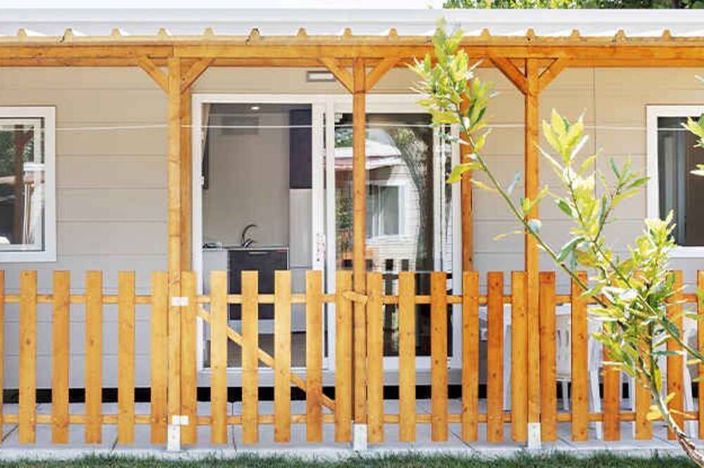 Mobilehome mit Veranda in Lido di Dante, Ravenna Provinz