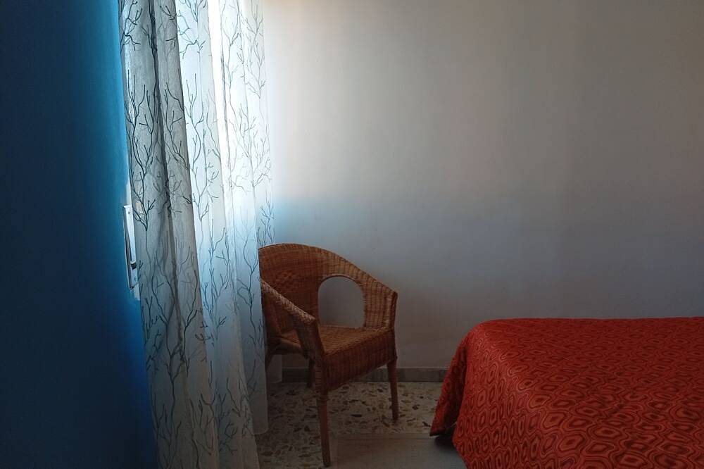 Villa close to the sea with terrace and free parking in Licinella - Torre di Paestum, Cilento