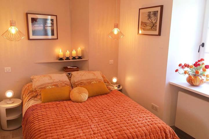 Location de vacances pour 6 personnes, avec piscine ainsi que jardin et jacuzzi, animaux acceptés à Simeyrols - 2