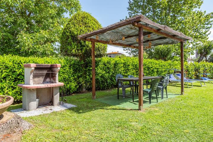Ferienhaus 'Marina – Pool und Entspannung' in Lucca, Italienische Riviera