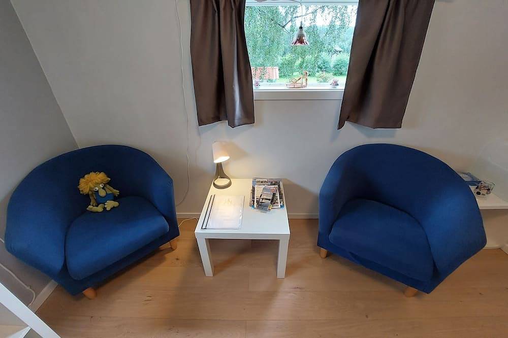Tiny House, Stuga at Forest Family Home. Nature, Wildlife, Hiking, Peace & Quiet in Härjedalen