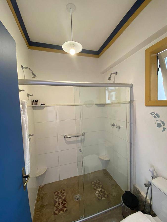 Pousadas para 3 pessoas, com vista e sauna e ainda terraço and piscina em Diamantina