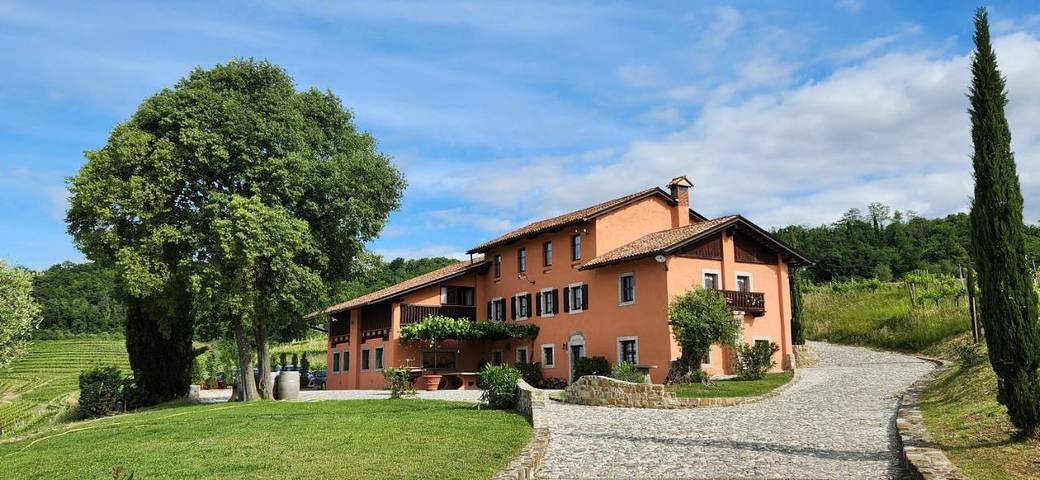 Agriturismo per 2 persone, con Giardino e Sauna nonché Panorama in Provincia di Gorizia