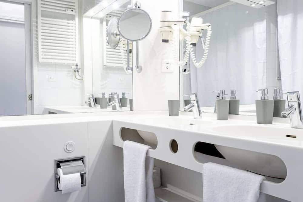Geheel appartement, Lakeview App. 214 in Bissone, Luganomeer