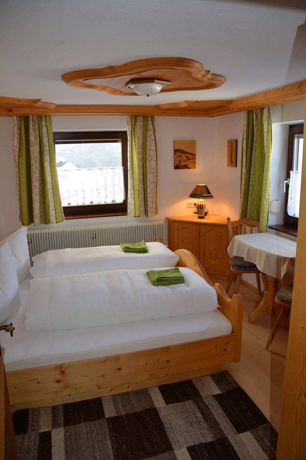 Ferienhaus Sonneck in Langesthei, Kappl