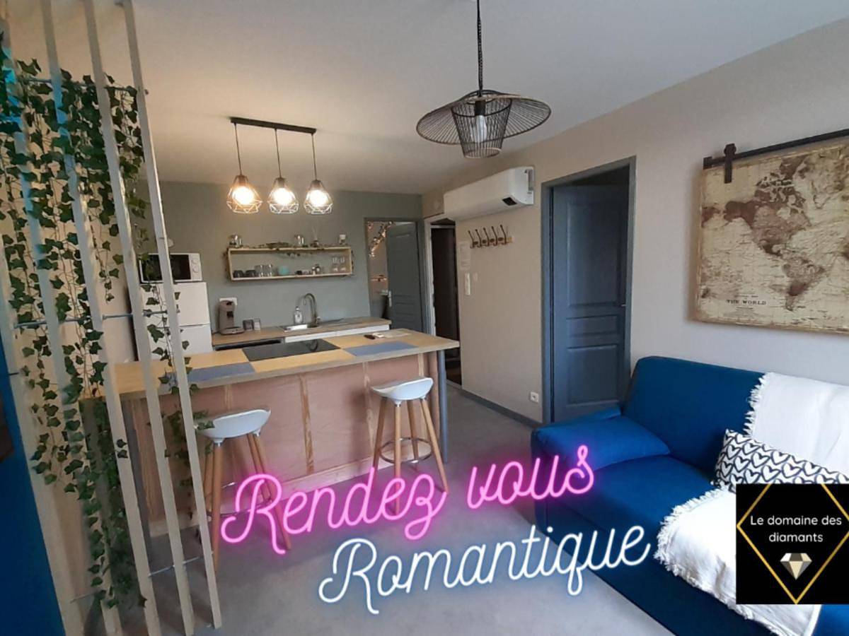 Appartement entier, Bosquet, hotel à valenciennes in Aulnoy-lez-Valenciennes, Région de Valenciennes