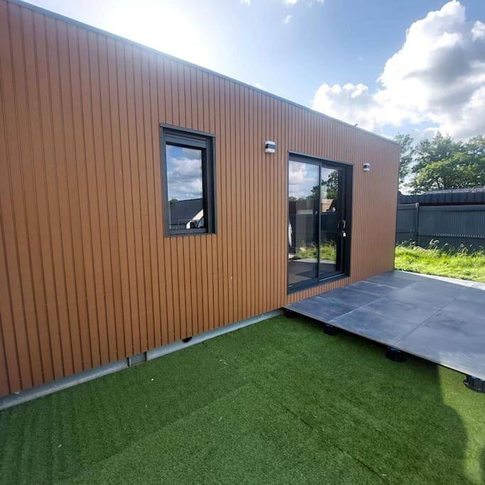 Gîte pour 2 personnes, avec terrasse et jardin à Saint-Thurial