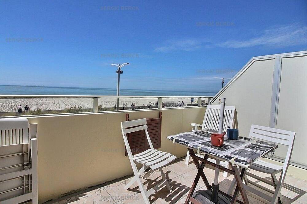 Appartement entier, Glb107 : Face Mer , studio avec terrasse vue mer in Berck Plage, Berck