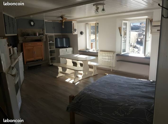 Gîte pour 4 personnes dans Le Buisson