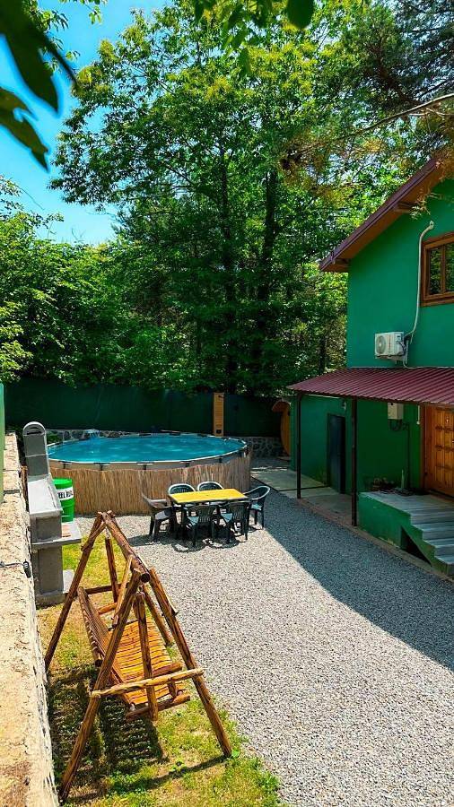 Villa für 3 Personen, mit Garten und Sauna sowie Pool und Whirlpool in Sapanca