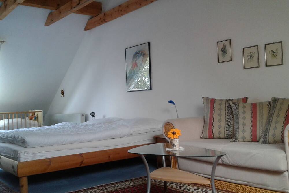 Schönes Ferienhaus Sonnenwinkel für 4 Personen + Hund in Deichnähe in Greetsiel, Krummhörn