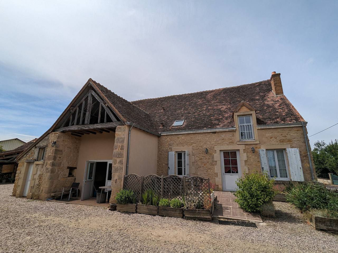 Charmant gîte en Berry avec terrasses, jardin et parking privé, proche de Nohant et La Châtre in Lourouer-Saint-Laurent, Région de La Châtre