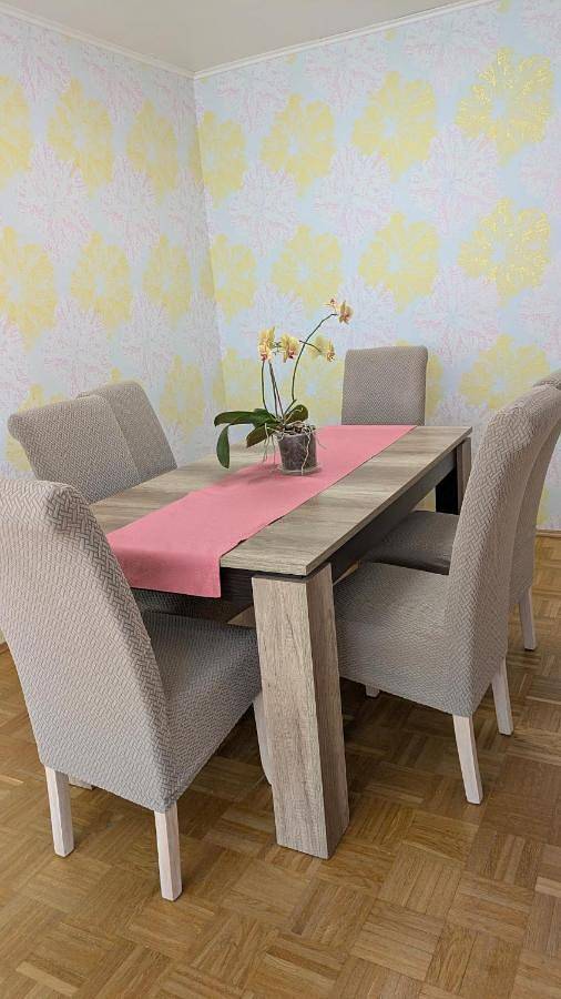 Ferienwohnung für 6 Personen, mit Whirlpool und Balkon, mit Haustier in Bielefeld - 2