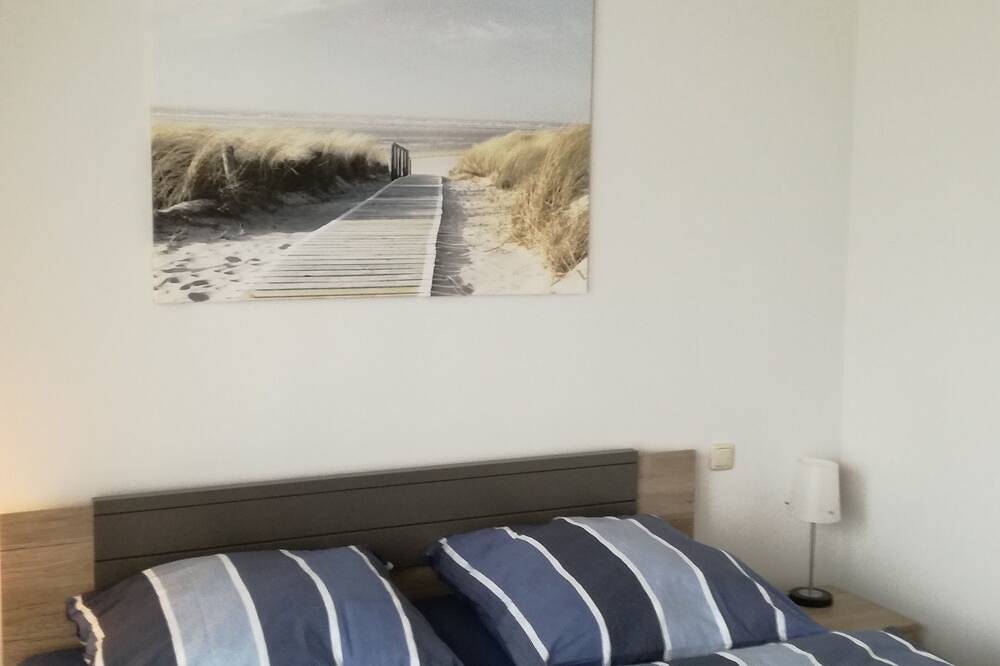 Ganze Wohnung, Uns Huus Maike  ruhige, gemütliche Ferienwohnung an der Wohlenberger Wiek in Hohenkirchen, Nordwestmecklenburg (Wismar und Umgebung)