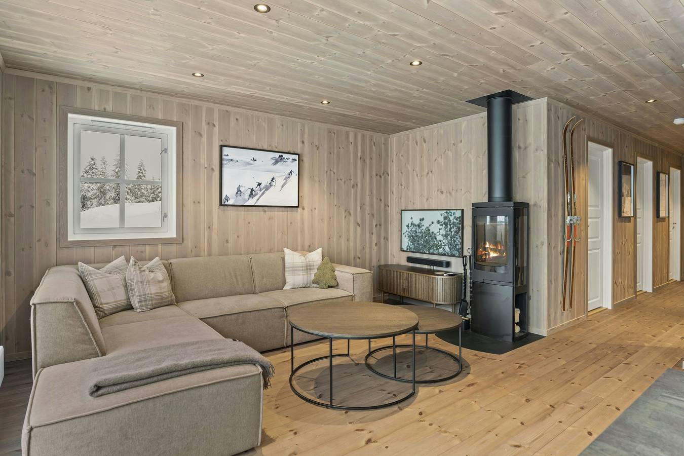 Neue Hütte mit Ski-in/Ski-out in Furutangen in Åmot