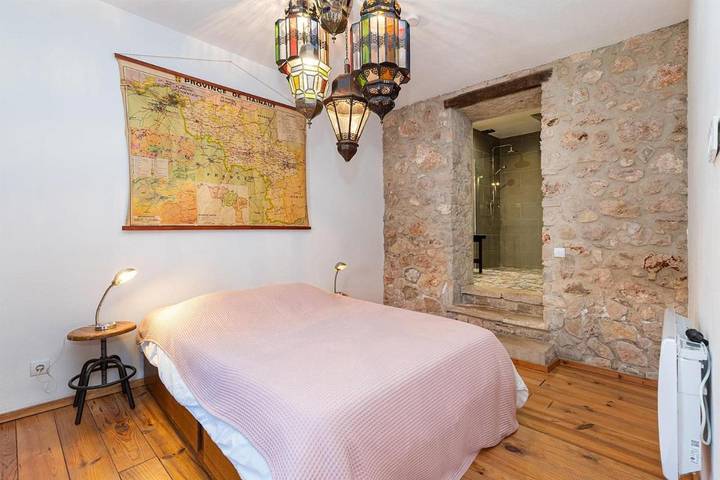 Location de vacances pour 2 personnes, avec piscine et jardin, animaux acceptés dans Salir - 3