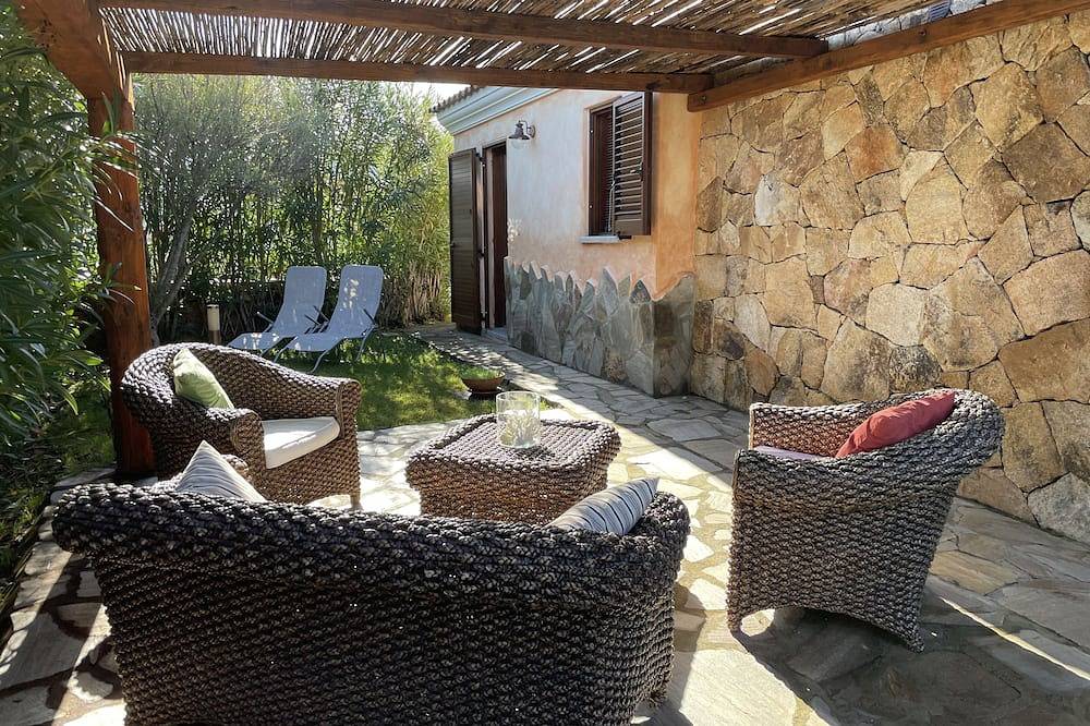 Holiday Home just 1 km far from Porto Ainu Beach  in Baia Sant'Anna, Olbia-Tempio