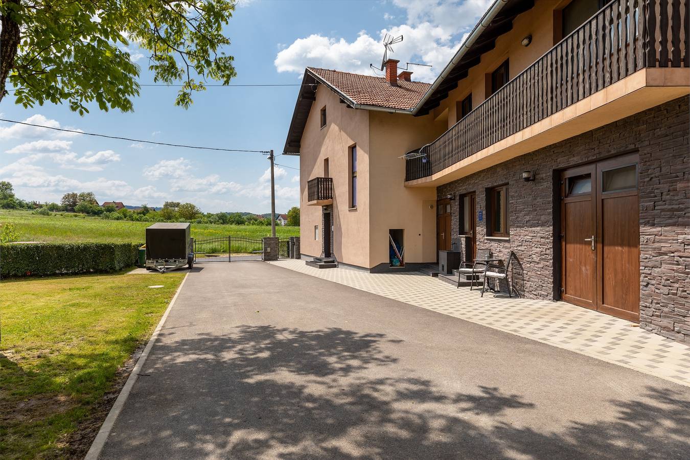 Ganze Wohnung, 1-Zimmer-Ferienwohnung mit Terrasse Karlovac A-20989-a in Karlovac, Karlovac und Umgebung
