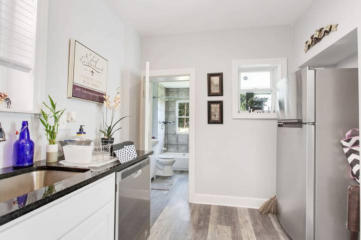 Vacation rental for 8 people, with yard in Kansas City