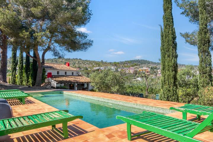 Casa rural para 5 personas, con Balcón y Jardín en Jalón