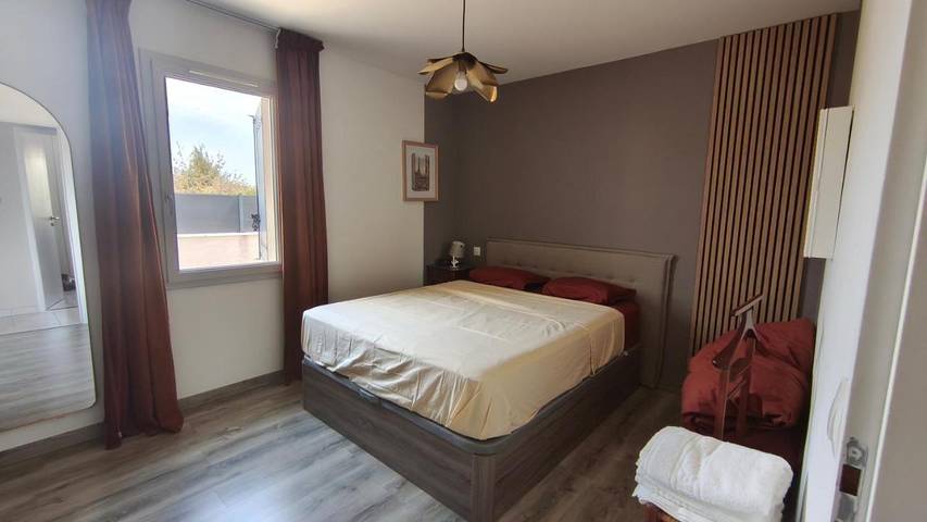 Gîte pour 2 personnes, avec Terrasse et Jardin à Avanton