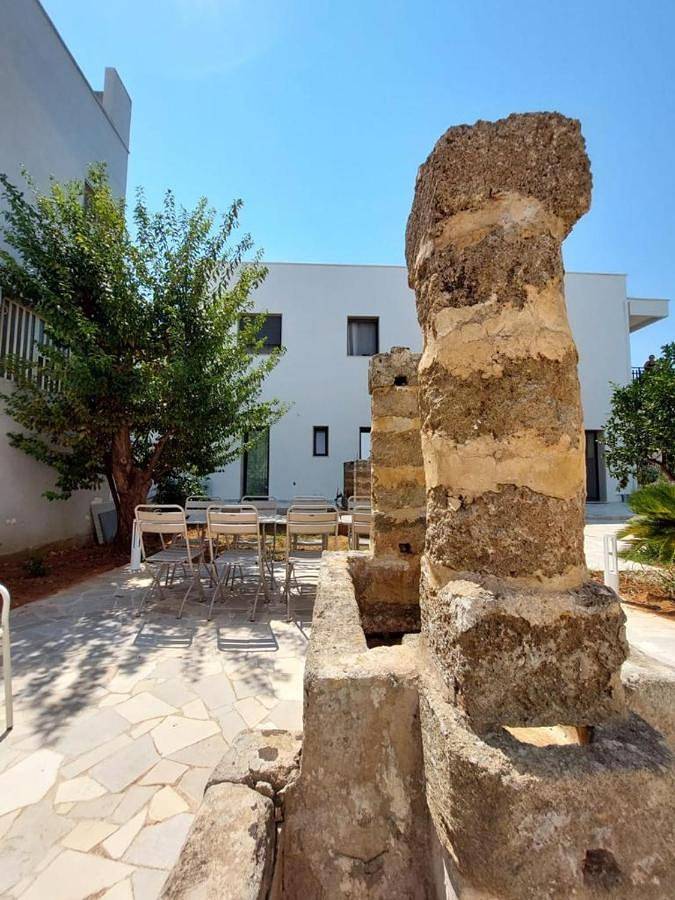 La Corte dei Pozzi in Sannicola, Golfo di Taranto