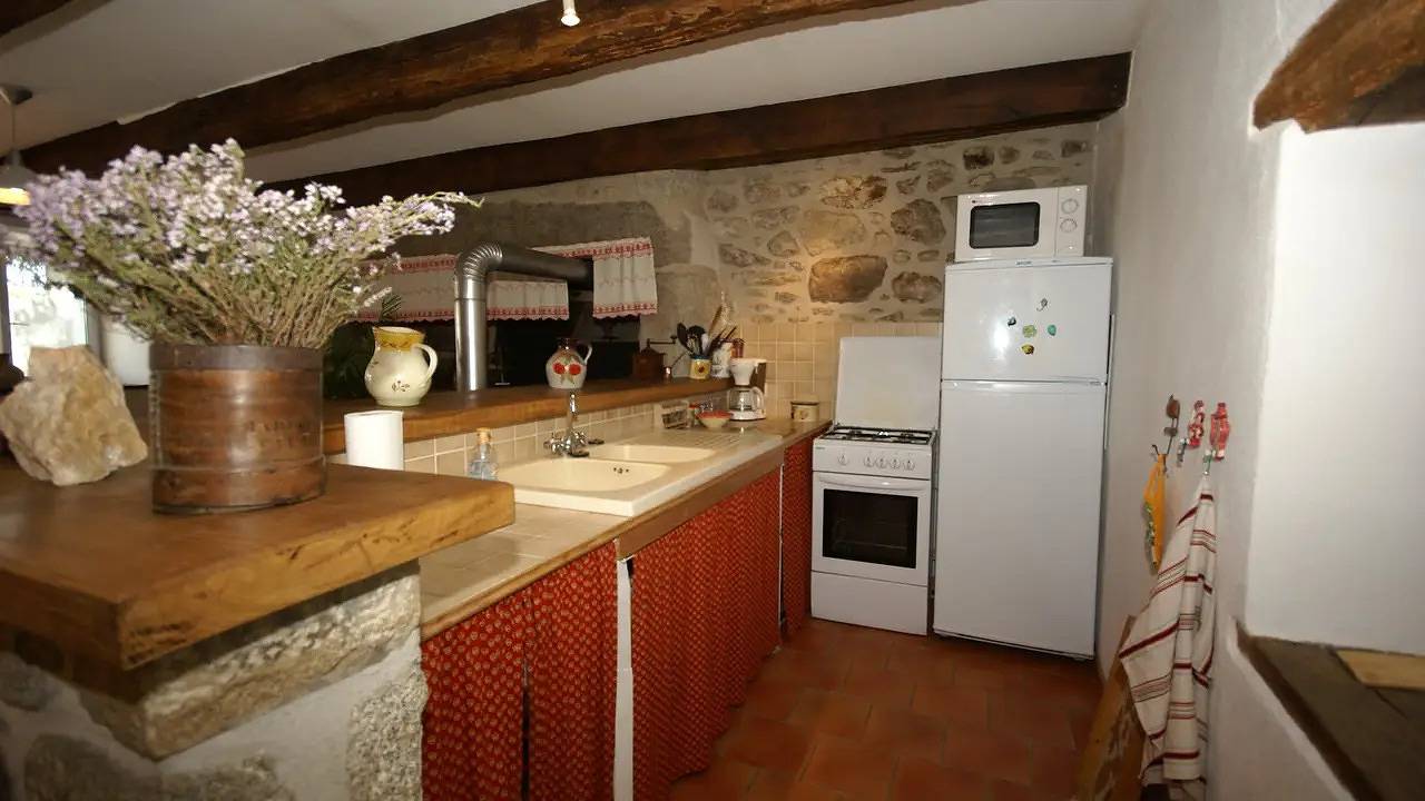 Ferienhaus für 6 Personen (100 m²) in Saint-Merd-la-Breuille in Saint-Merd-la-Breuille, Parque Natural Regional de Millevaches en Lemosín