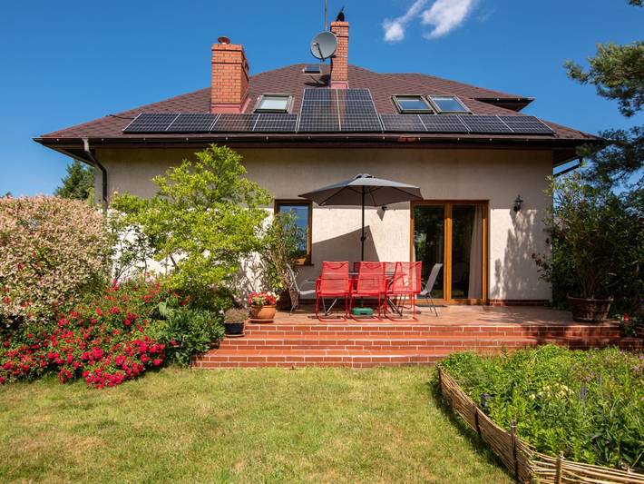 Ferienhaus für 8 Personen, mit Balkon und Terrasse sowie Garten
